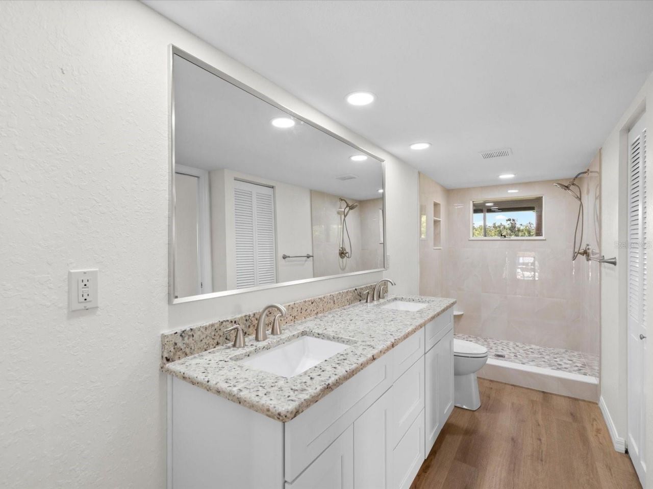 8720 Airway Boulevard, New Port Richey, FL 34654 Photo