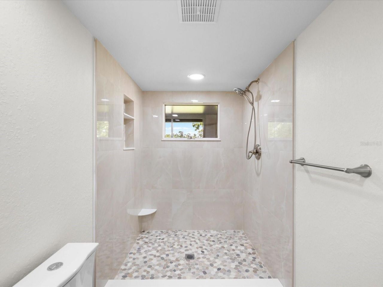 8720 Airway Boulevard, New Port Richey, FL 34654 Photo