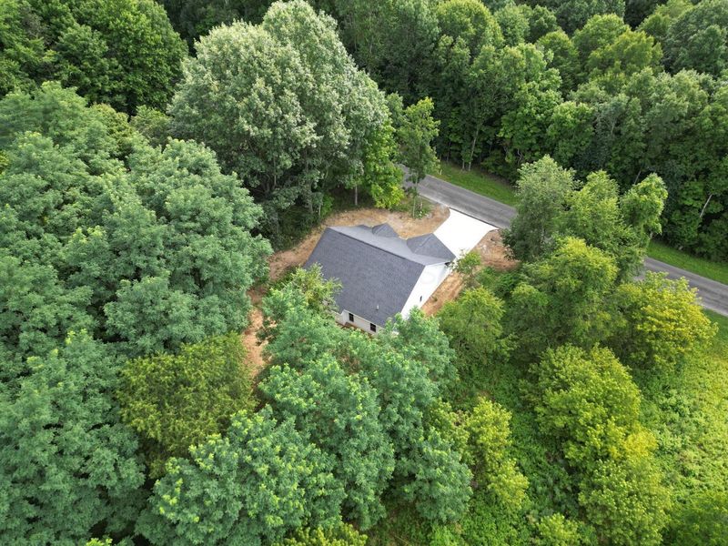 706 Berry Road, Howard, OH 43028 Photo 7