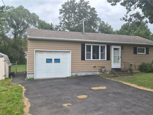 6603 E Taft Road, Cicero, NY 13057