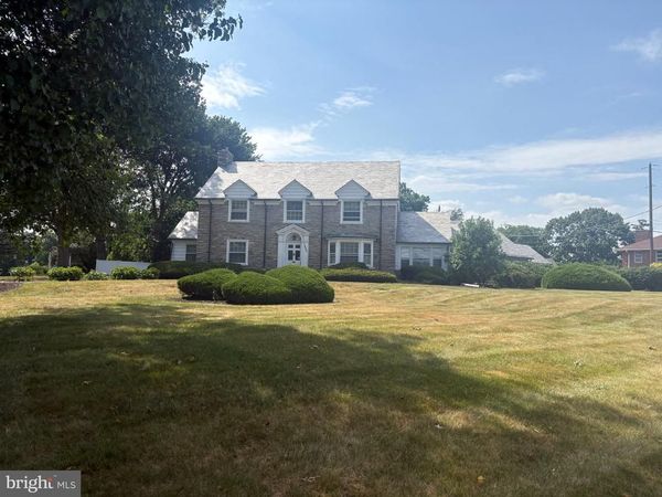 1500 LITITZ PIKE, LANCASTER, PA 17601