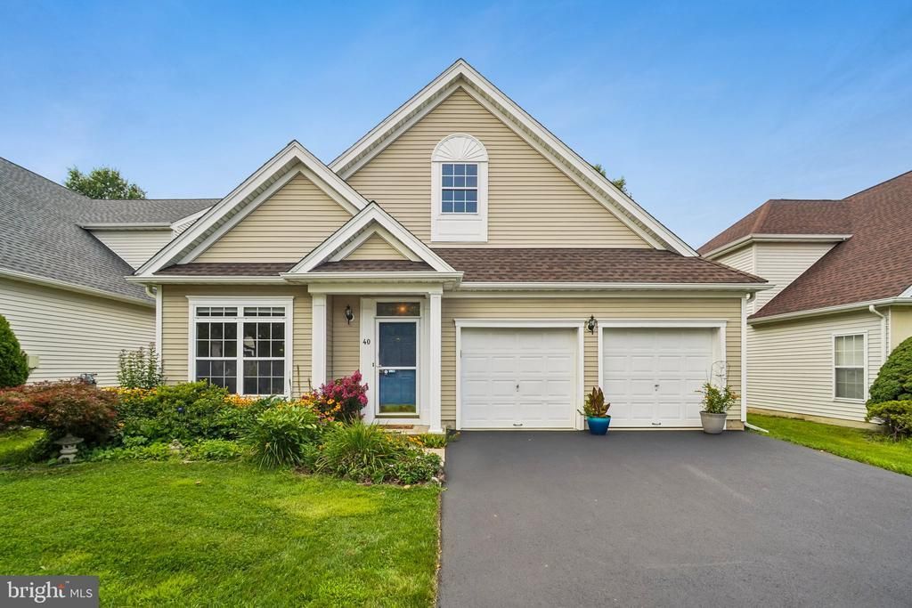 40 Rainflower Lane, West Windsor, NJ 08550 Main Photo