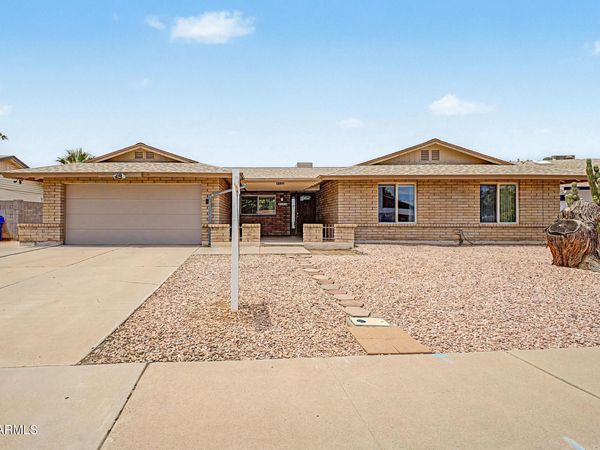 2533 W Onza Avenue, Mesa, AZ 85202