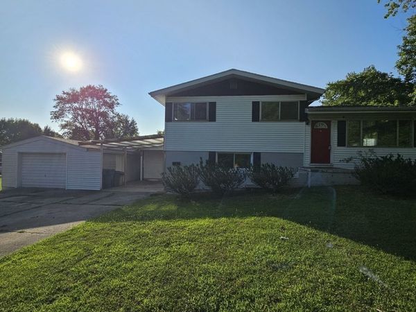 3213 Blackberry Street , Mt Vernon, IL 62864