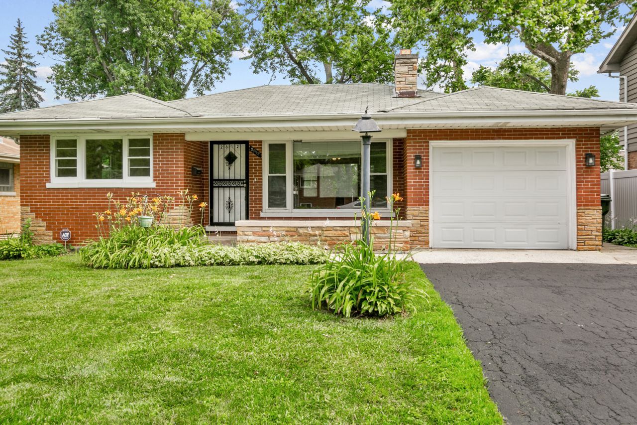 2812 173rd Street , Hazel Crest, IL 60429