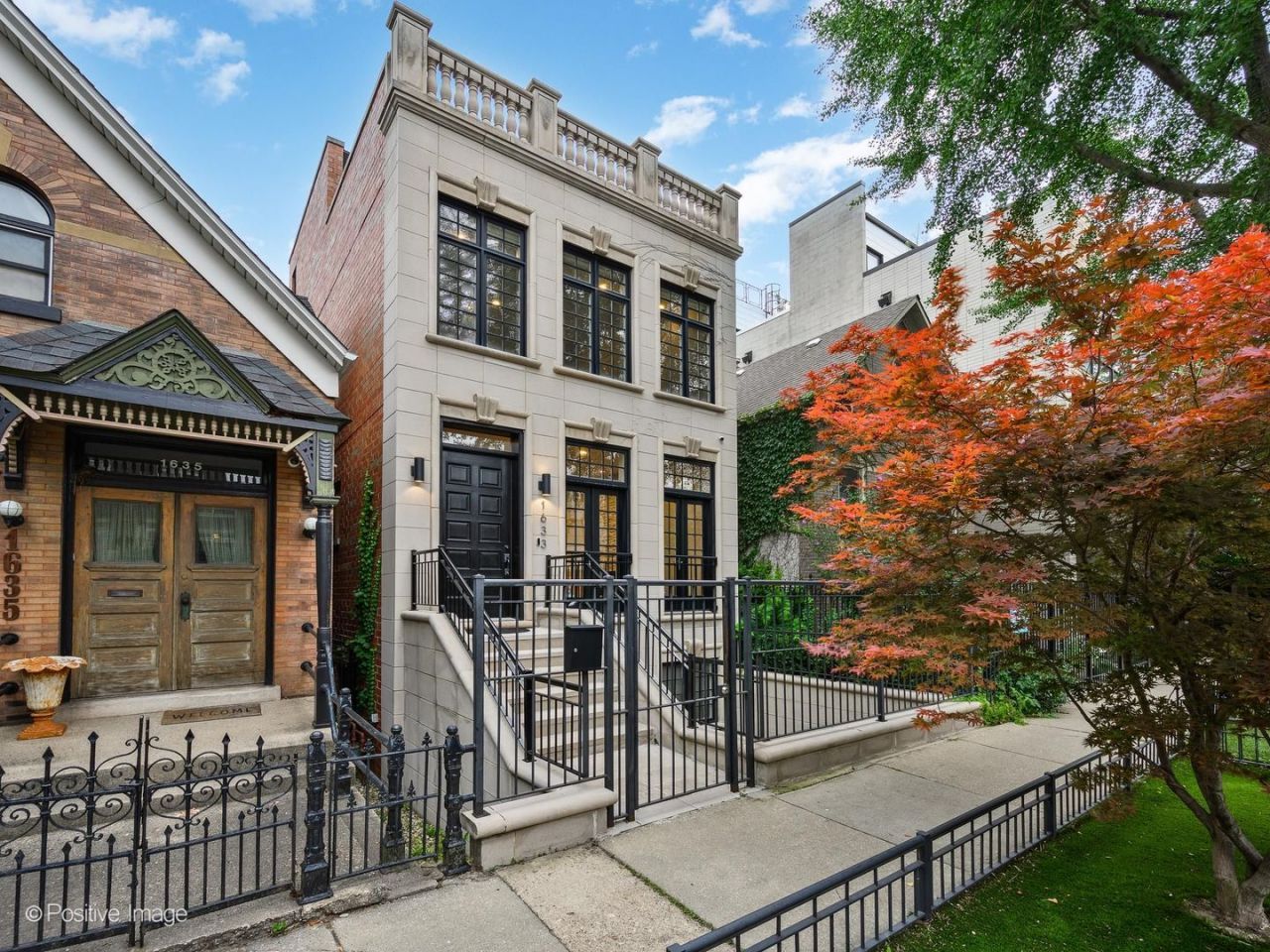 1633 N Wolcott Avenue , Chicago, IL 60622