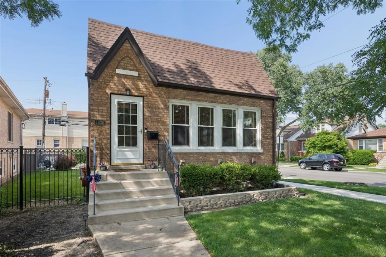 6830 W Imlay Street , Chicago, IL 60631
