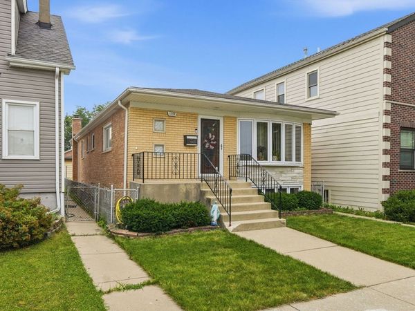 3349 N Osage Avenue , Chicago, IL 60634