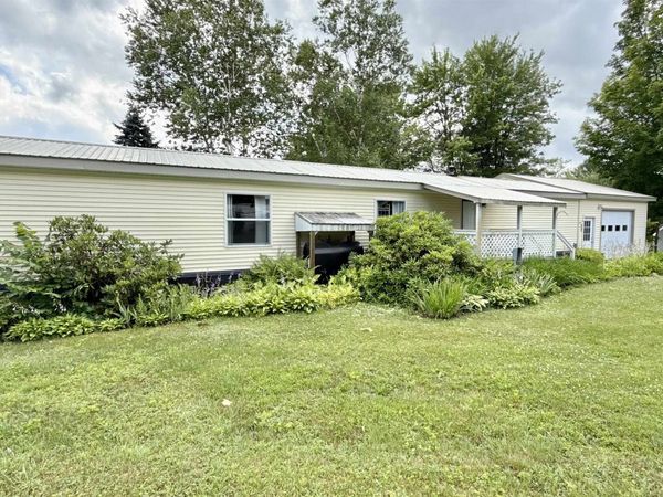 45 Oakwood Drive, Hyde Park, VT 05655