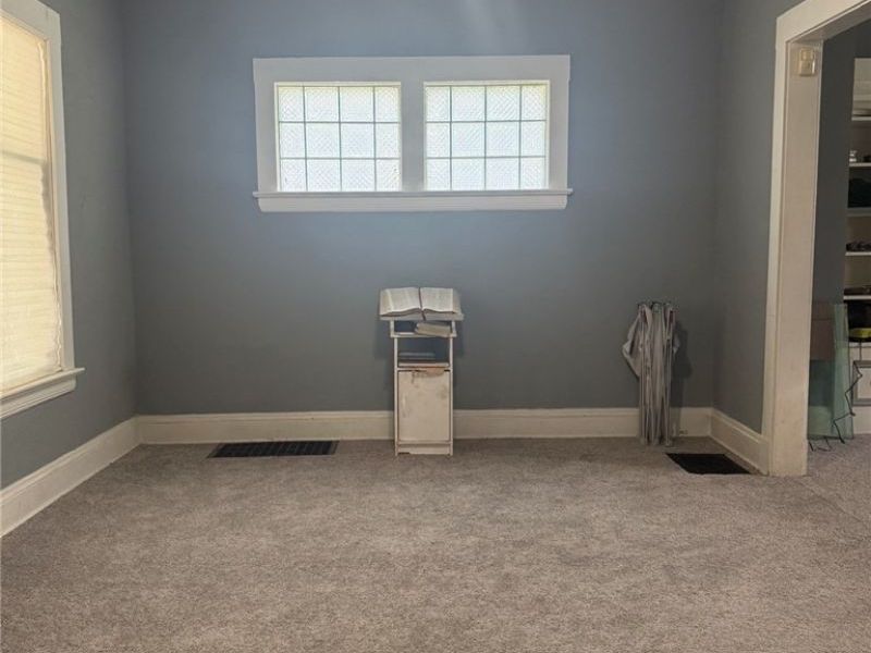16812 Endora Road, Cleveland, OH 44112 Photo 10