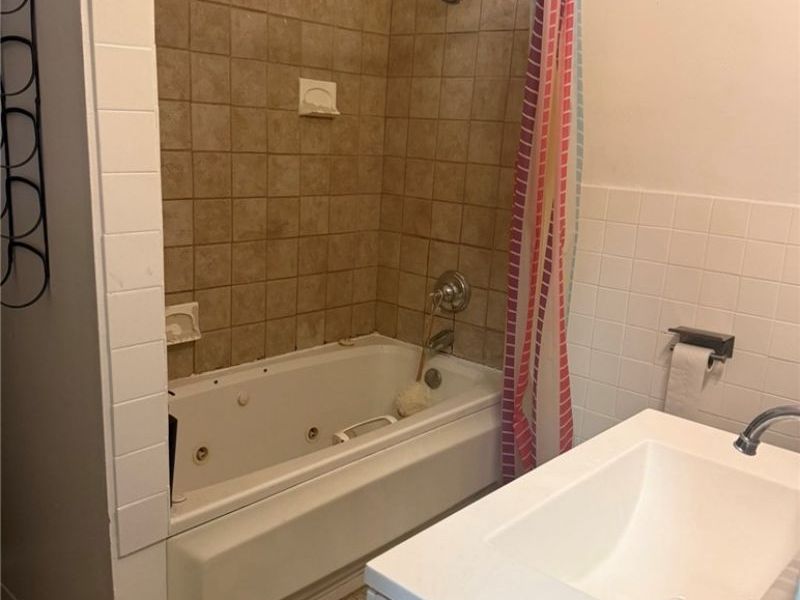 16812 Endora Road, Cleveland, OH 44112 Photo 8