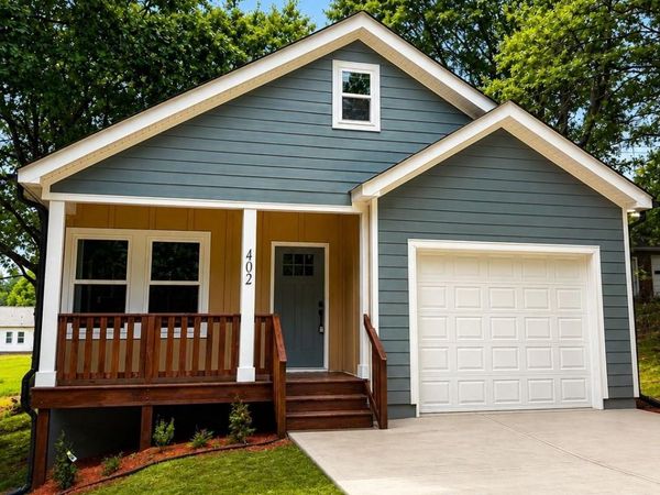 402 Brookwood Avenue, Cherryville, NC 28021