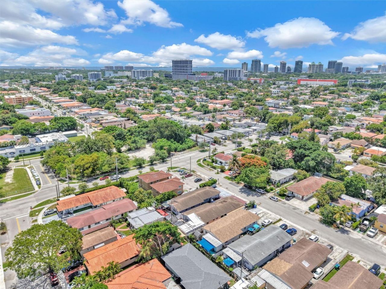 3231 SW 25th St , Miami, FL 33133 Photo