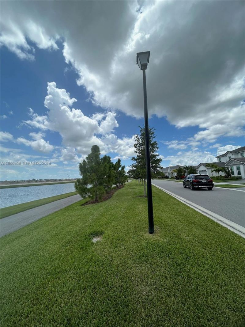 13680 Spruce Pine Dr, Westlake, FL 33470 Photo