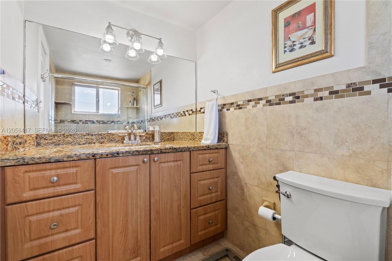 6215 W 20th Ave, Unit 402, Hialeah, FL 33012 Photo