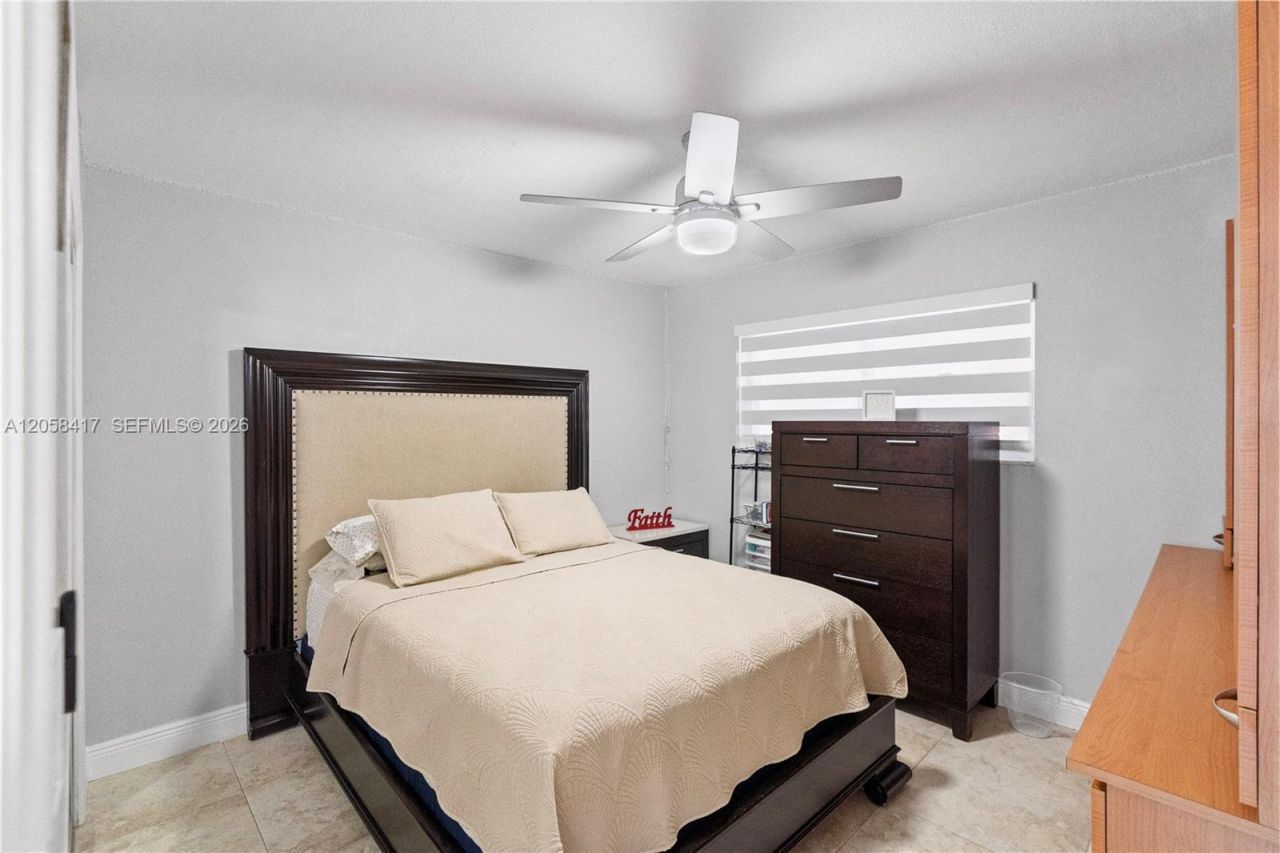 6215 W 20th Ave, Unit 402, Hialeah, FL 33012 Photo