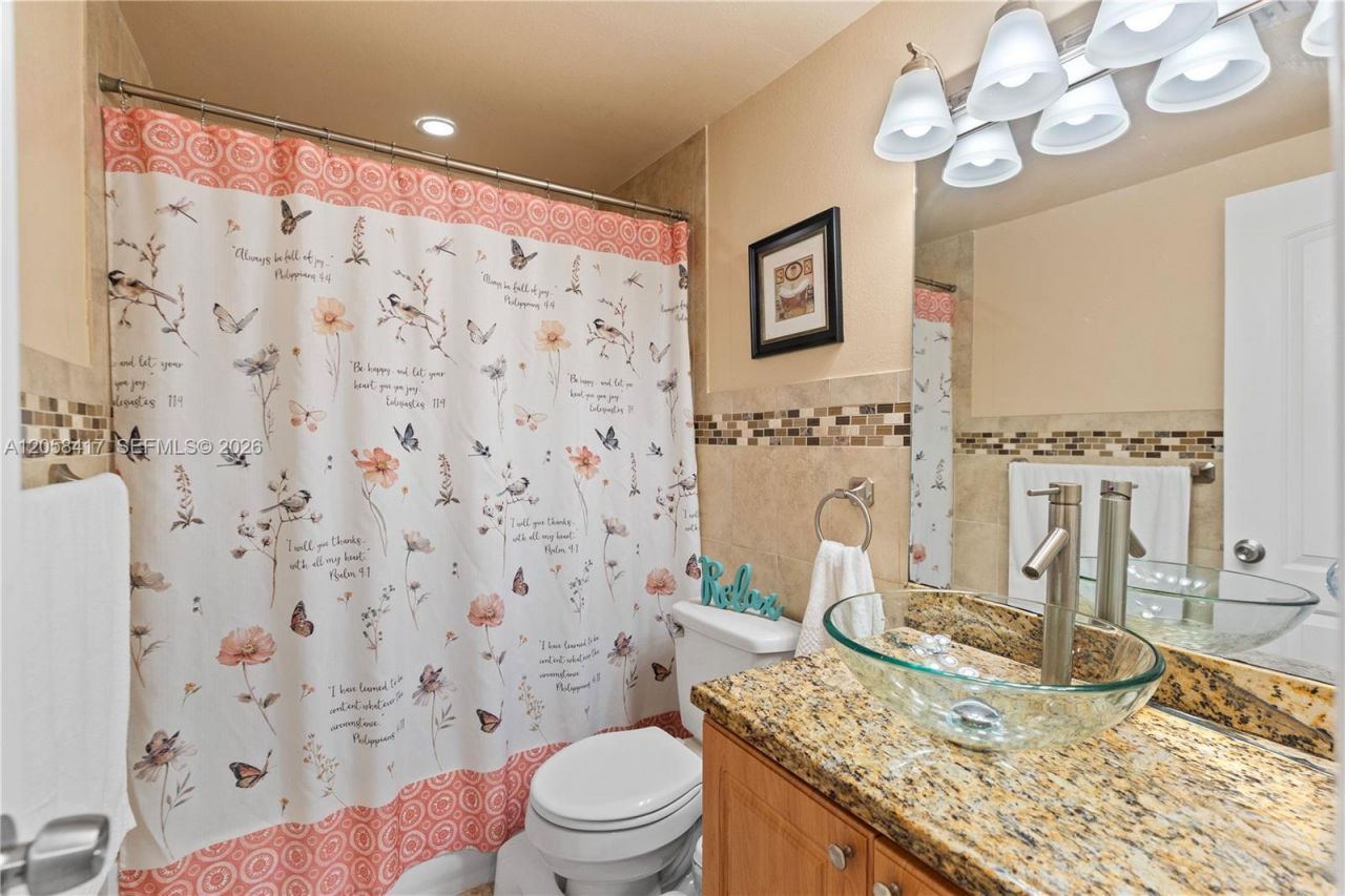 6215 W 20th Ave, Unit 402, Hialeah, FL 33012 Photo