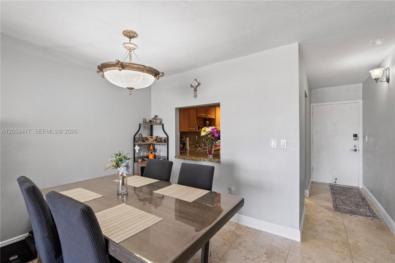 6215 W 20th Ave, Unit 402, Hialeah, FL 33012 Photo