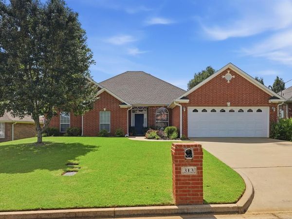 313 Ithaca Drive , Longview, TX 75604