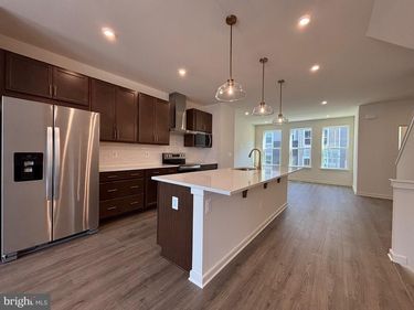 18020 ALICIA AVENUE, DUMFRIES, VA 22026