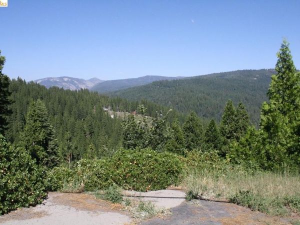 29671 Lassen DR, Cold Springs, CA 95335