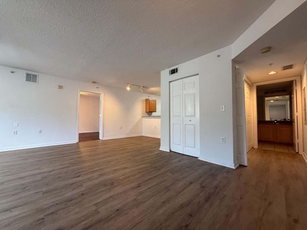 231 SW Palm Drive, Unit 107, Port St. Lucie, FL 34986