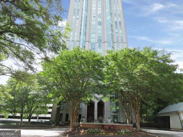 2870 Pharr Court South NW, Unit 407, Atlanta, GA 30305