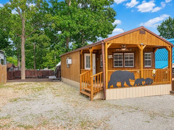 142 Bee Hive , Hollister, MO 65672