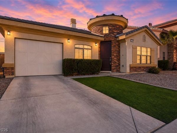7383 Lionheart Street, Las Vegas, NV 89123