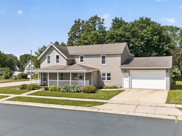 112 S Hudson Avenue, Spring Valley, MN 55975