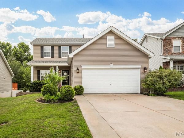 210 Flint Brook Drive , O'Fallon, MO 63366
