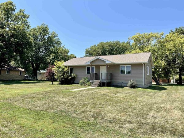 110 and 112 Benson St., Alta, IA 51002
