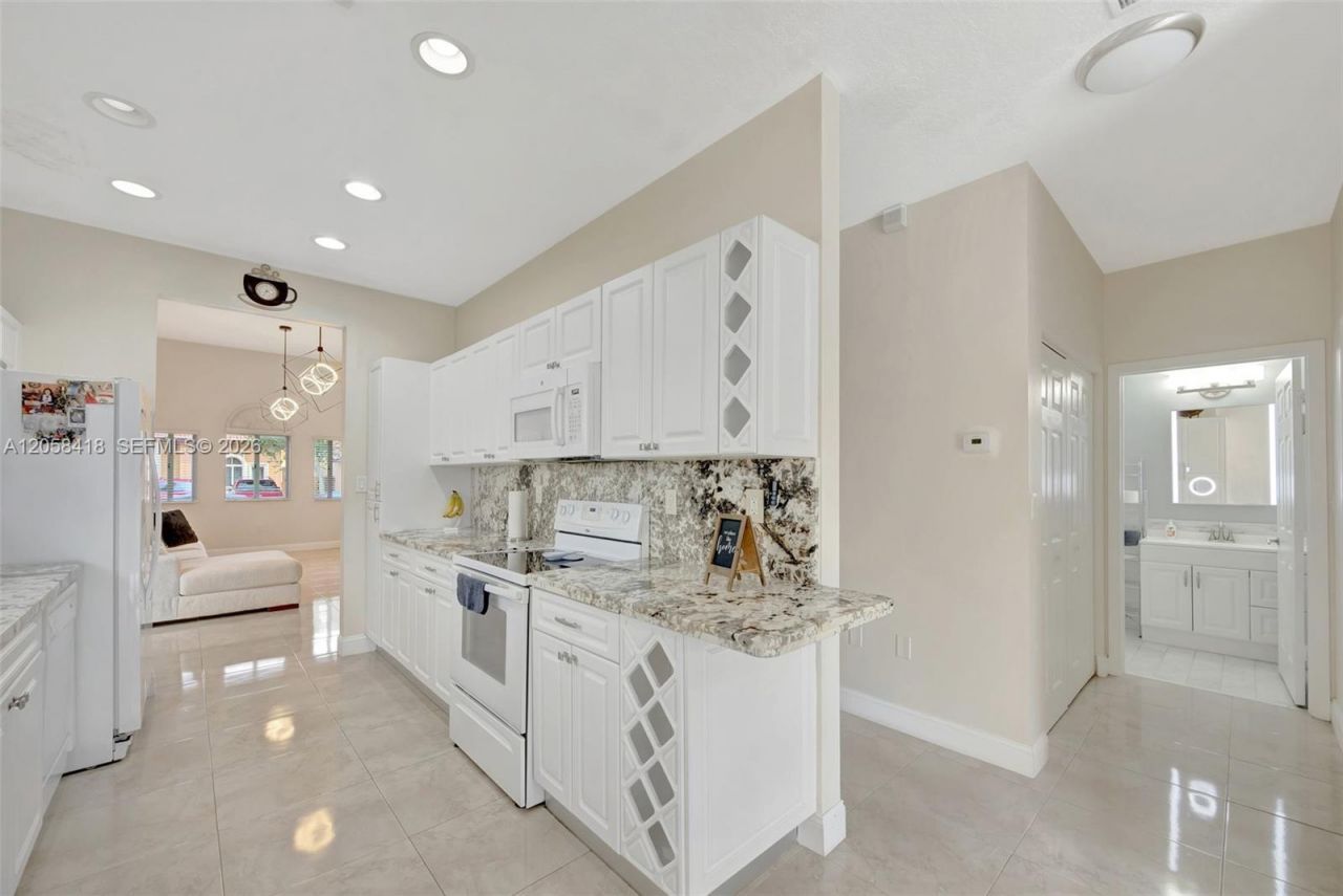 1130 NE 41st Ave , Homestead, FL 33033 Photo