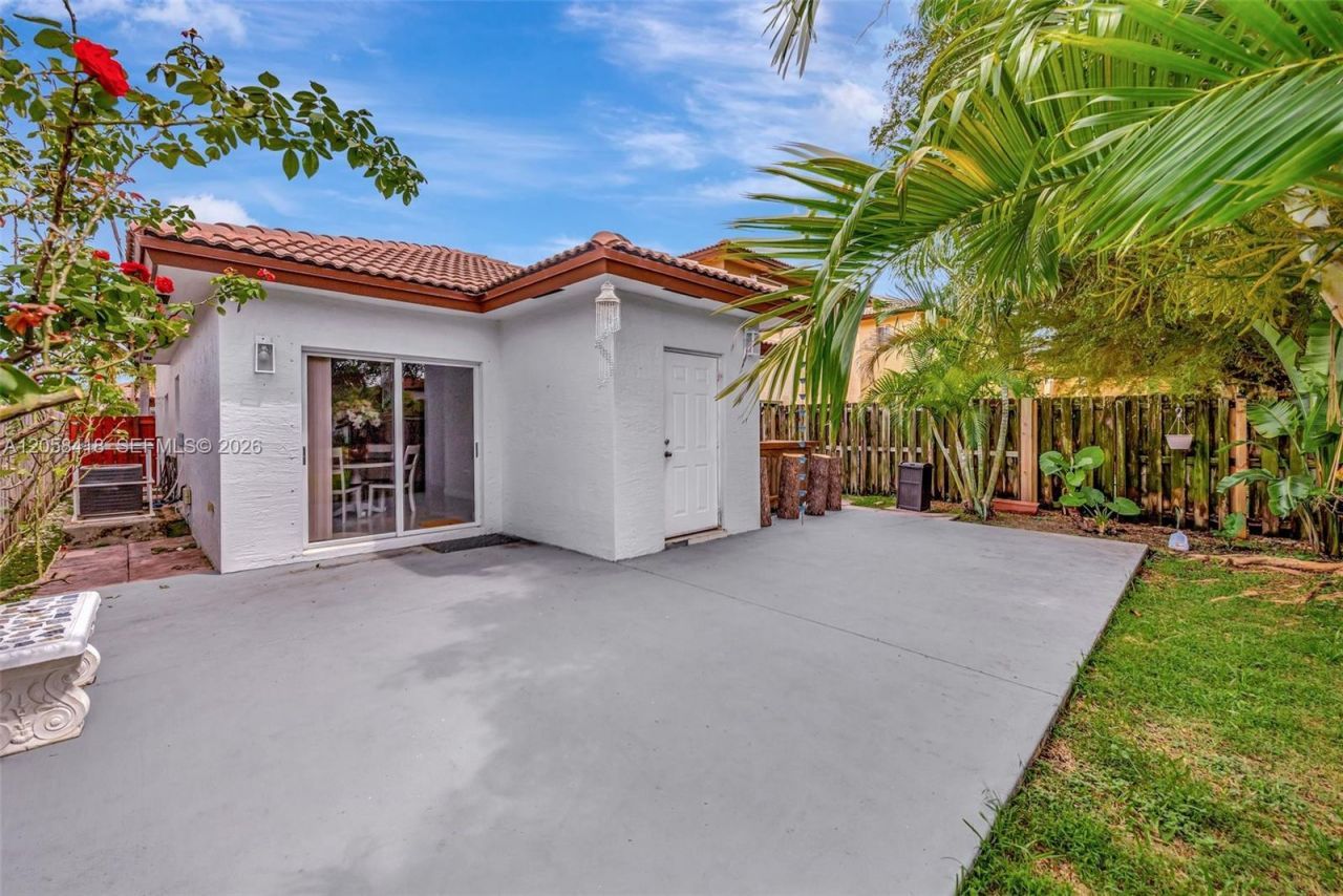 1130 NE 41st Ave , Homestead, FL 33033 Photo