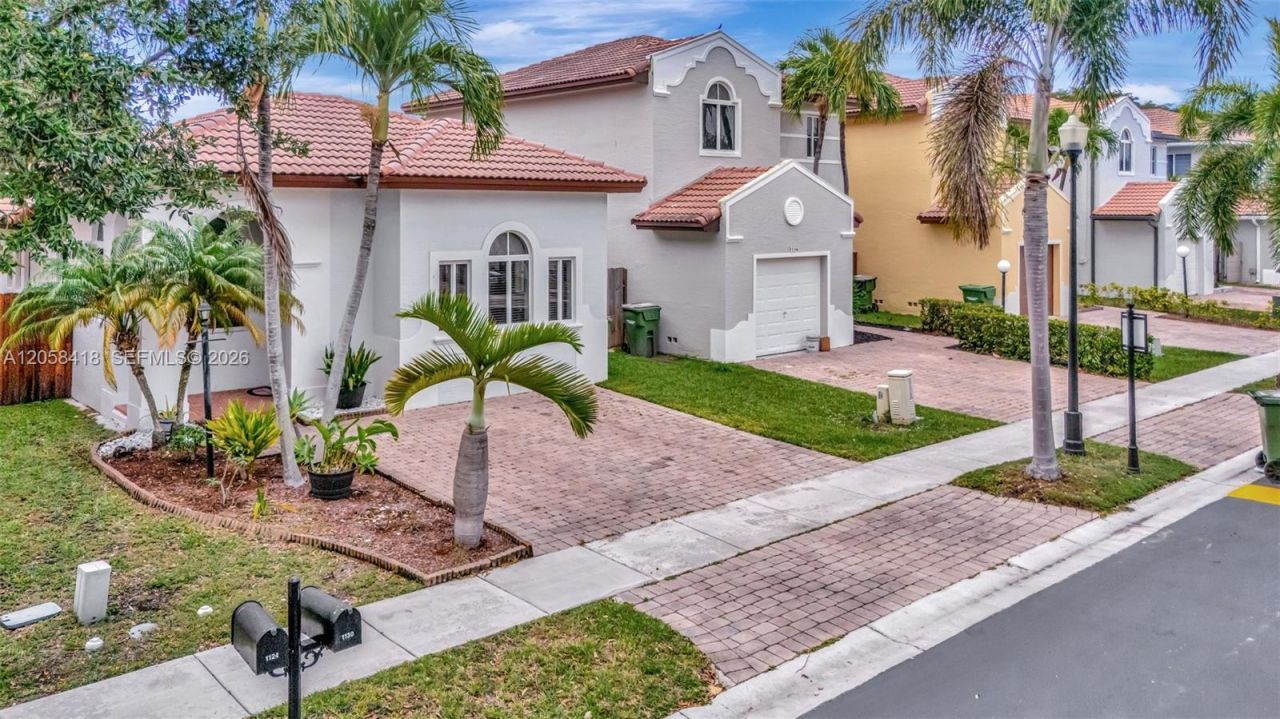 1130 NE 41st Ave , Homestead, FL 33033 Photo