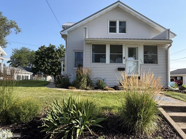 405 E 9th Street, Tama, IA 52339