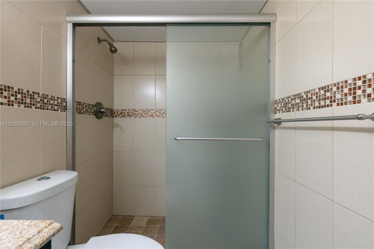 3135 S Ocean Dr , Unit 227, Hallandale Beach, FL 33009 Photo