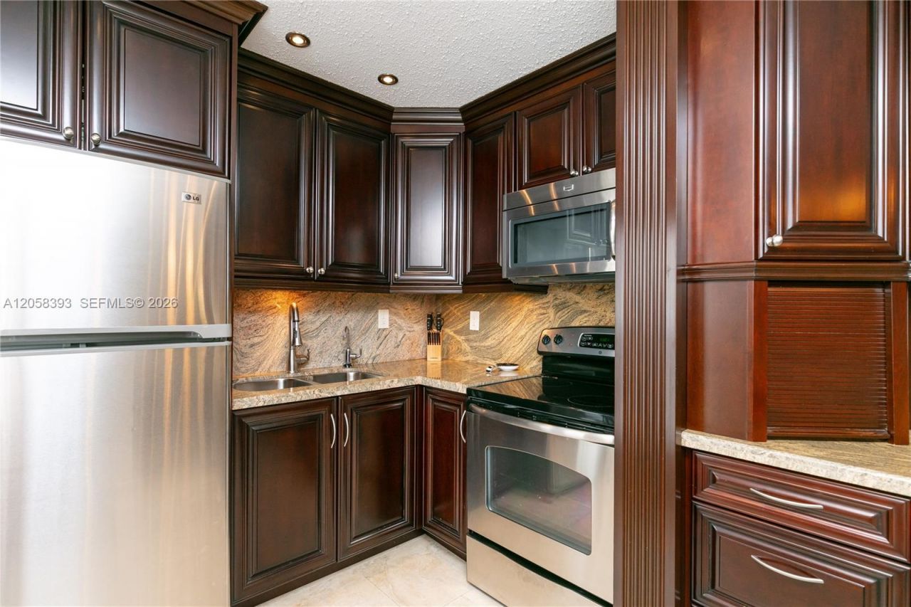3135 S Ocean Dr , Unit 227, Hallandale Beach, FL 33009 Photo