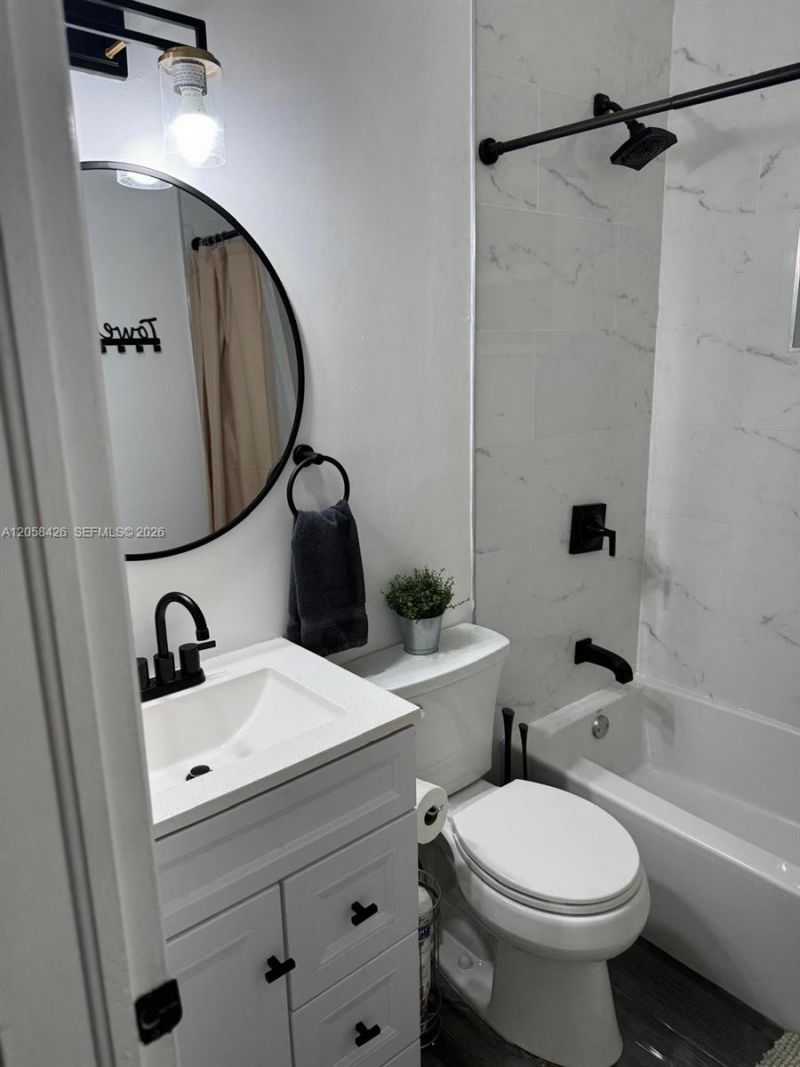207 SW 11th St , Fort Lauderdale, FL 33315 Photo