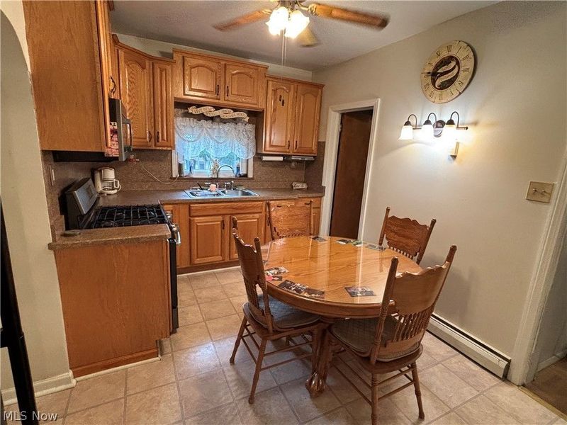 831 Whitcomb Road, Cleveland, OH 44110 Photo 18