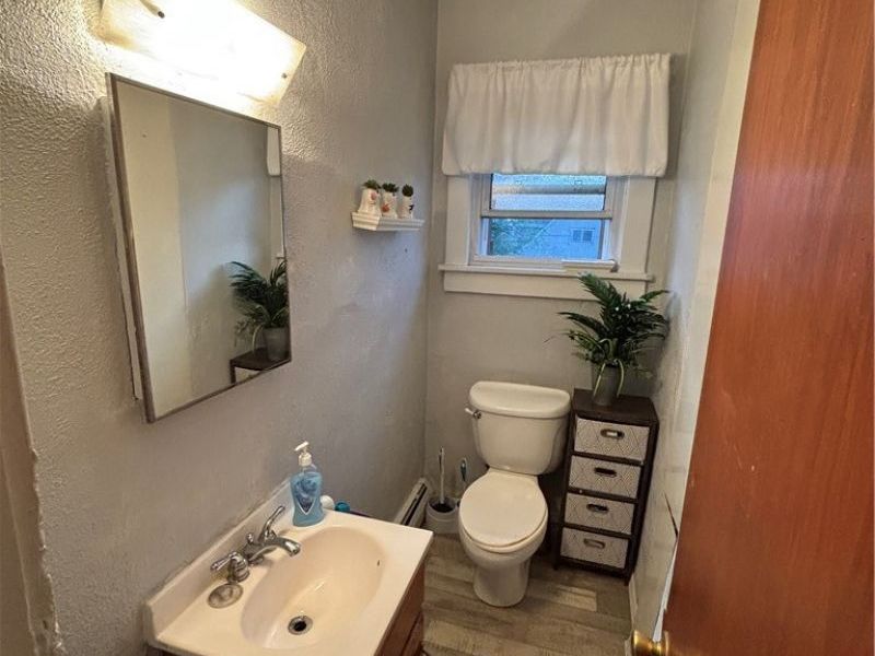 831 Whitcomb Road, Cleveland, OH 44110 Photo 30