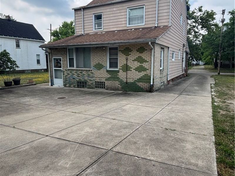 831 Whitcomb Road, Cleveland, OH 44110 Photo 43