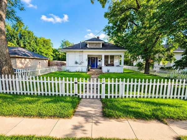 1340 Pine Bluff , Paris, TX 75460