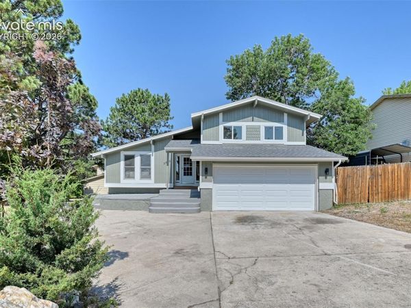 5550 Del Paz Drive, Colorado Springs, CO 80918