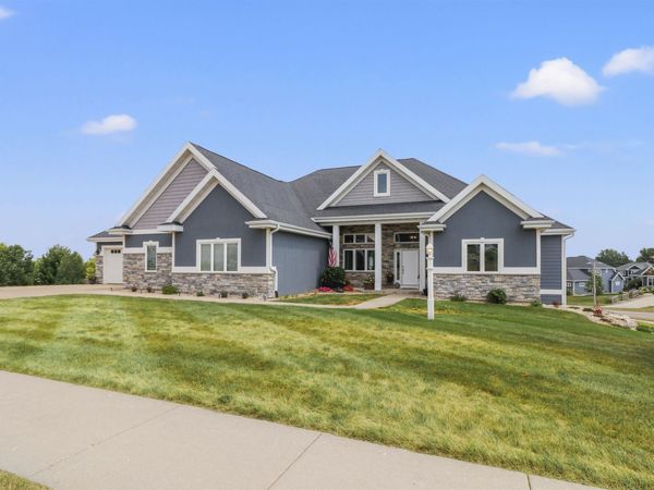 980 Brynhill Drive, Oregon, WI 53575
