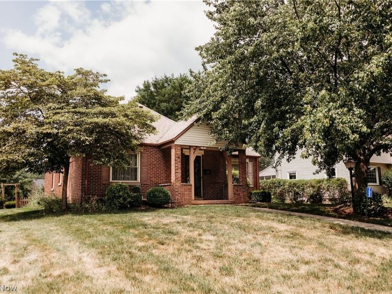733 Miles Avenue SW, Canton, OH 44710 Photo 2