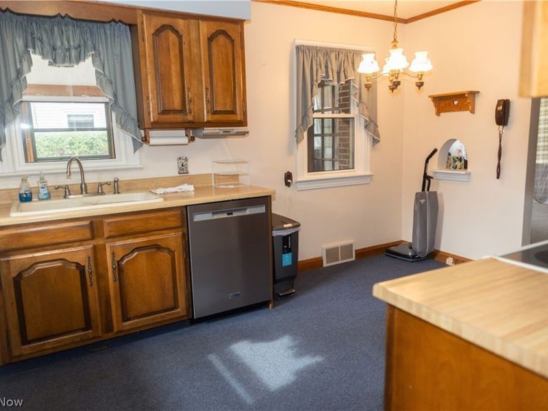 733 Miles Avenue SW, Canton, OH 44710 Photo 7