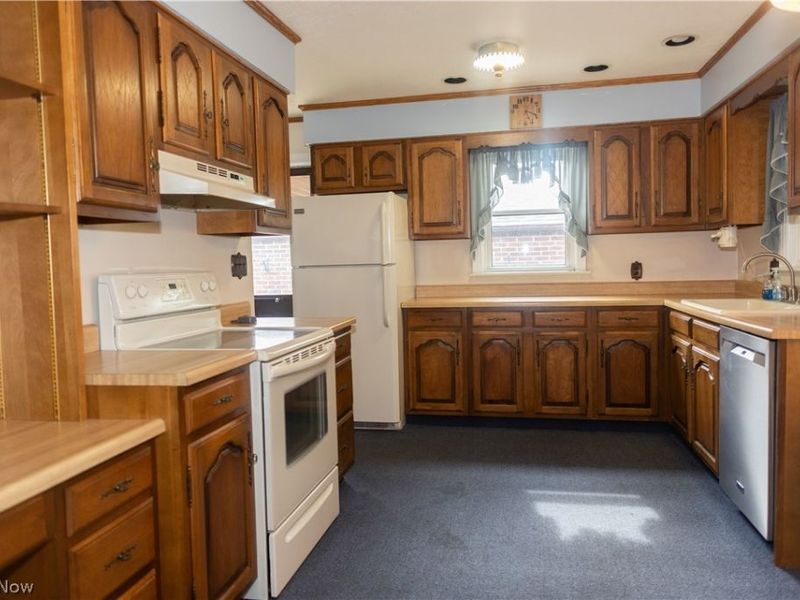 733 Miles Avenue SW, Canton, OH 44710 Photo 8