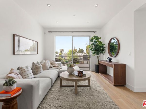 7857 W Manchester Avenue , Unit 201, Playa Del Rey, CA 90293