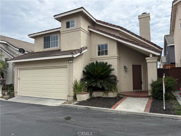 4 Sherrelwood Court , Aliso Viejo, CA 92656
